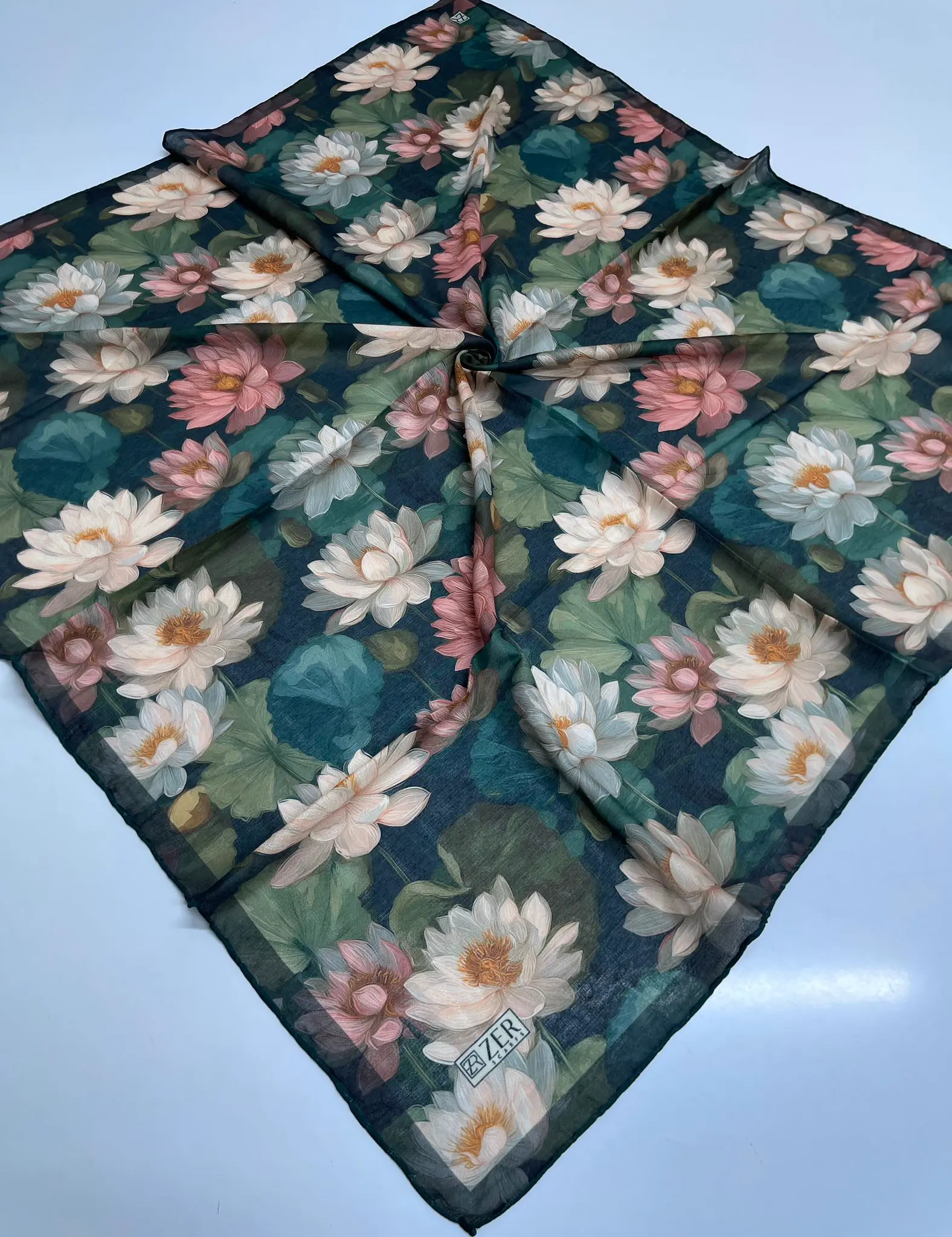 FLOWER GARDEN DESEN EŞARP ÇAM YEŞİLİ