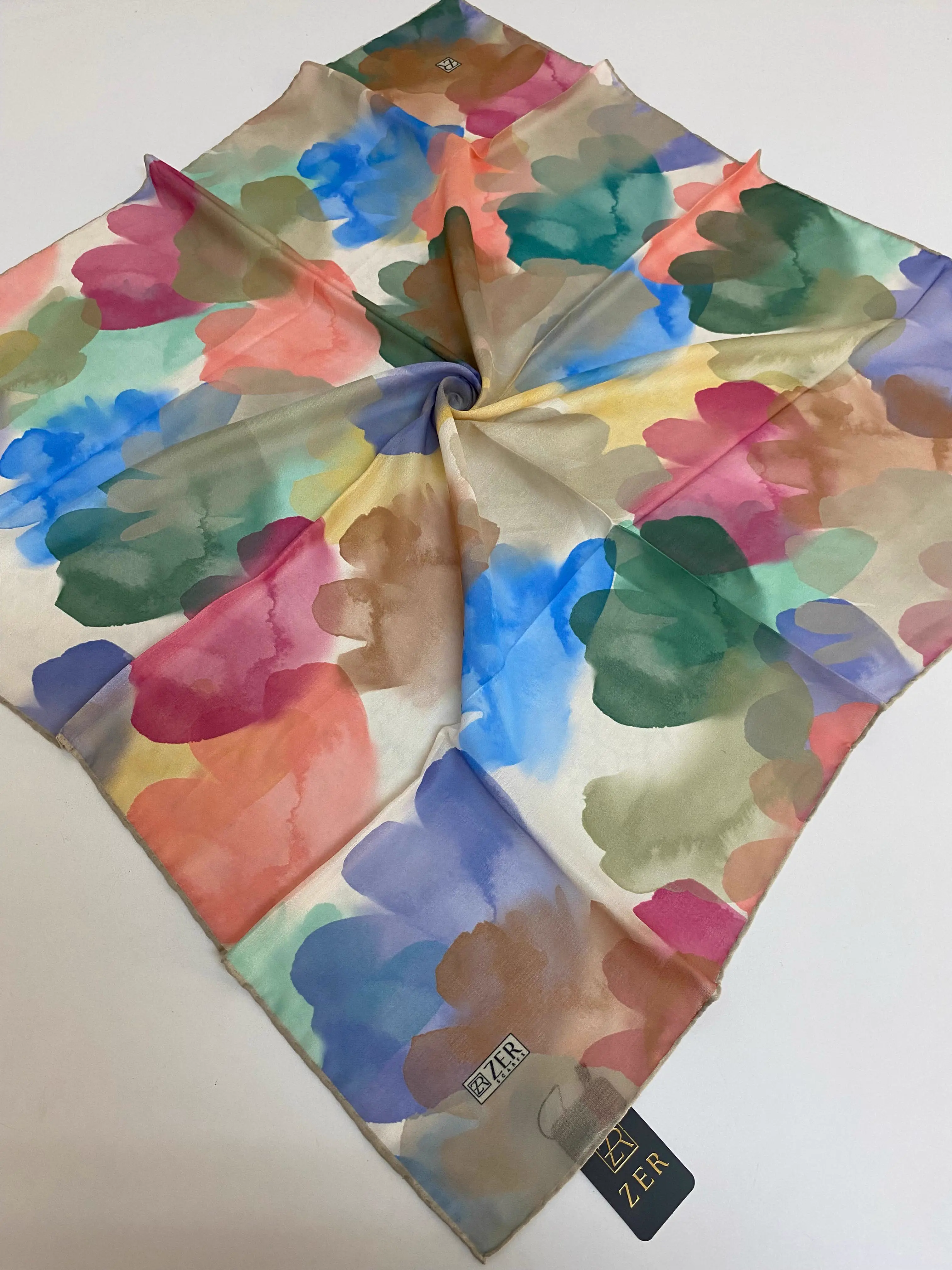 PASTEL BLOOM EŞARP TAŞ-RENKLİ ÇİÇEK