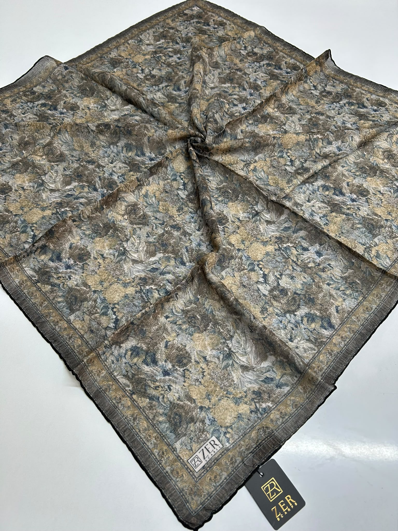 VINTAGE ROSE DESEN EŞARP KOYU VİZON